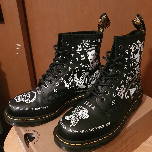 Dr. Martens | Shoes | Dr Martens 